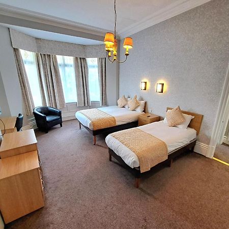Prince Of Wales Hotel Southport Extérieur photo