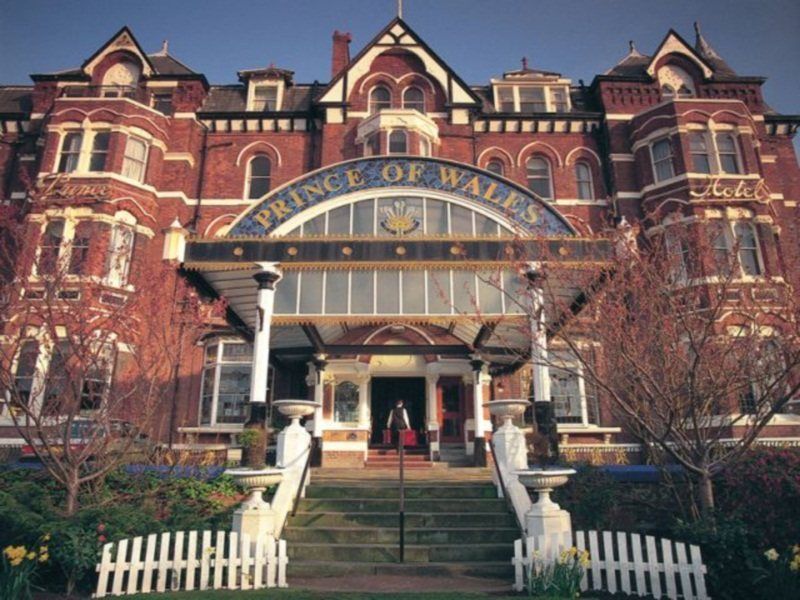 Prince Of Wales Hotel Southport Extérieur photo